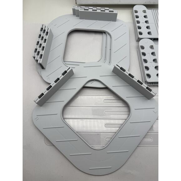 Sheet Tighteners & Bed Sheet Holders - Heavy Duty Mattress Corners to Hold Sheet - Picture 7 of 13